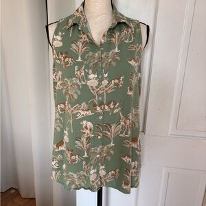 Sleeveless Button-Front Tropical Animal Print Top in Sage